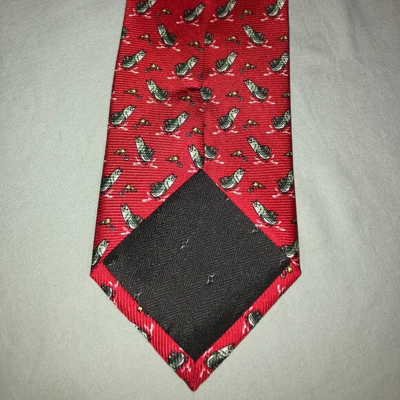 Cape Cod Neckwear Red Fish and Lure Men's Tie 100% Silk Red - Picture 2 of 4